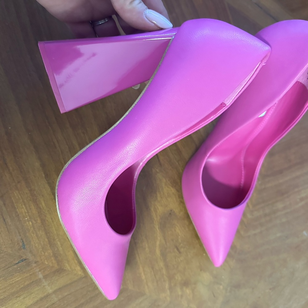 Stunning pink heels